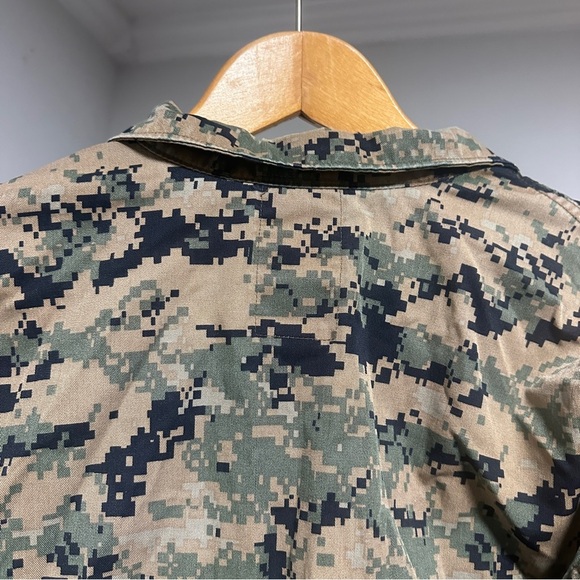 U.S. Marine Corps USMC MARPAT Digital Combat Jacket Woodland Size Medium Regular - Picture 12 of 16
